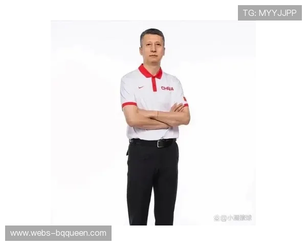 广州龙狮主教练郭士强因个人事务短暂离队，由助理教练临时指挥两场比赛。